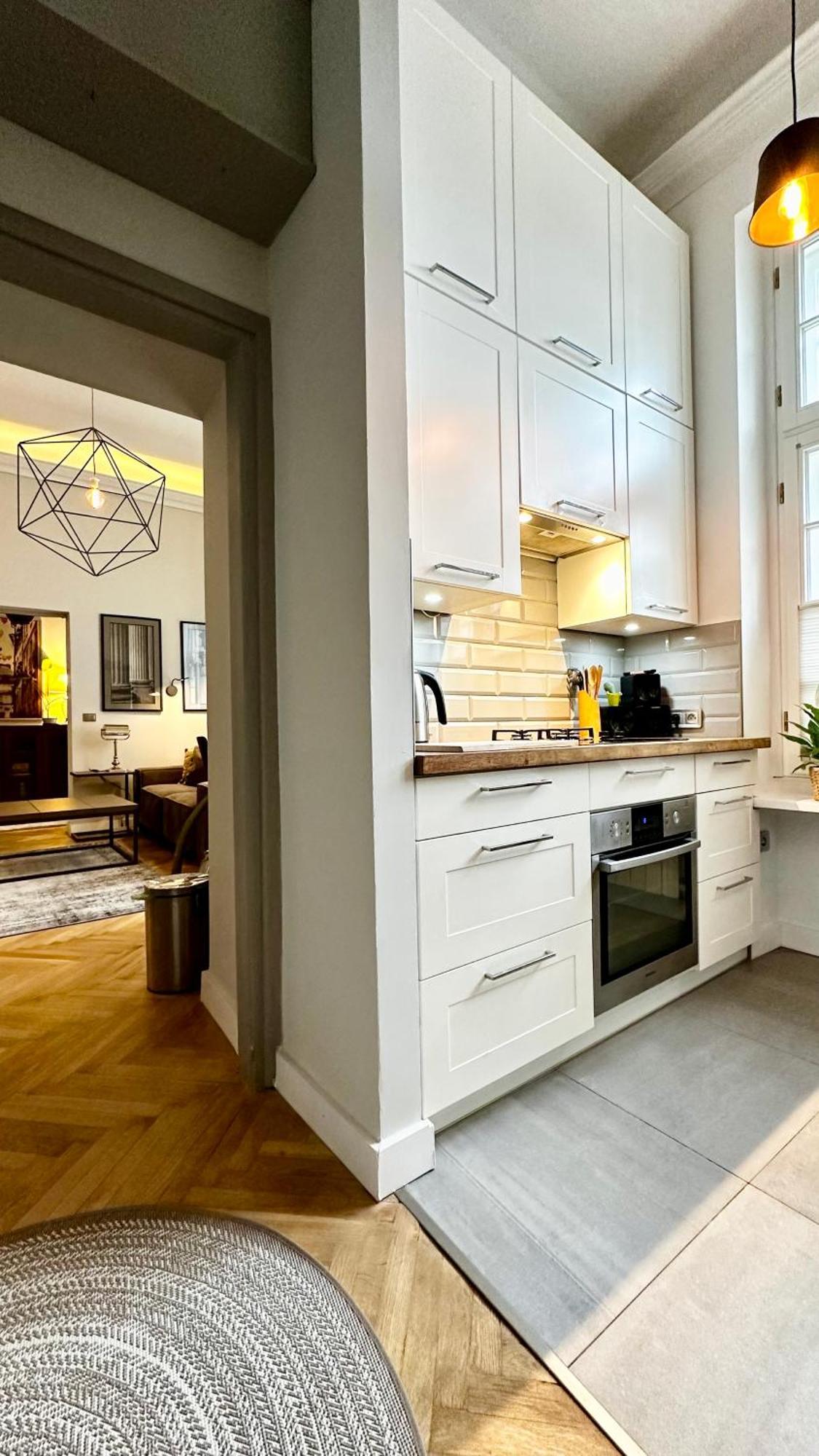 4M High Apartment In Heart Of Warsaw! Exterior photo